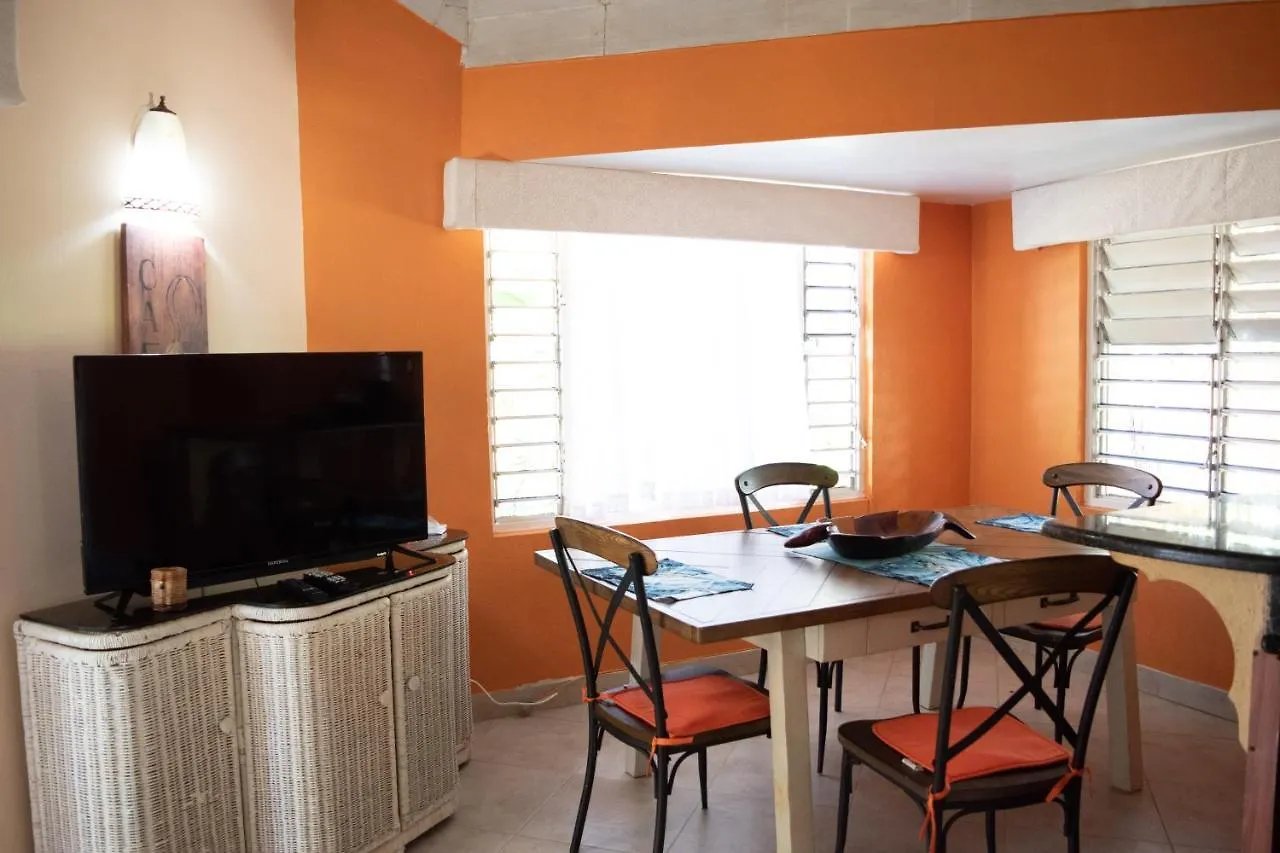 Hotel Vickitini Beachfront Resort Negril Jamaica