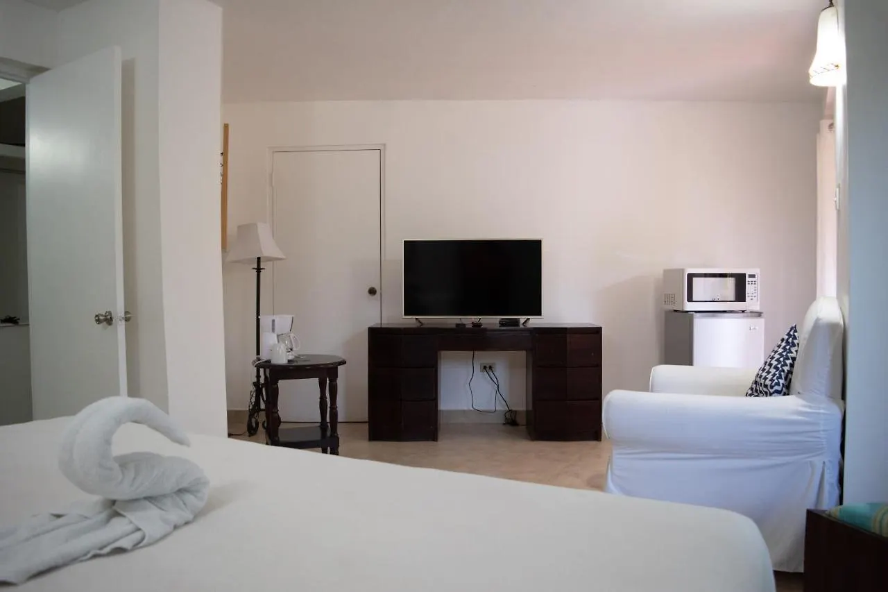 Hotel Vickitini Beachfront Resort Negril